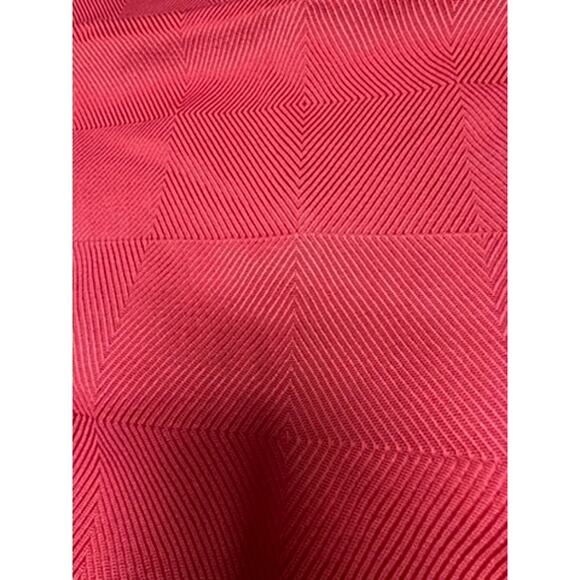 "Lauren Ralph Lauren" Set Of 4 Red/Burgundy Fabric Napkins  19" x 20" Christmas - Picture 2 of 8